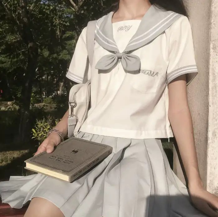女玩家喜迎春